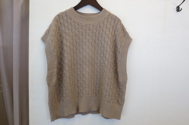 ≪SOLD OUT≫ニットベスト【ケルム】4251