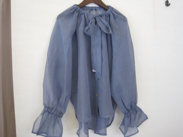 リボントップス【アーバンヒムス】